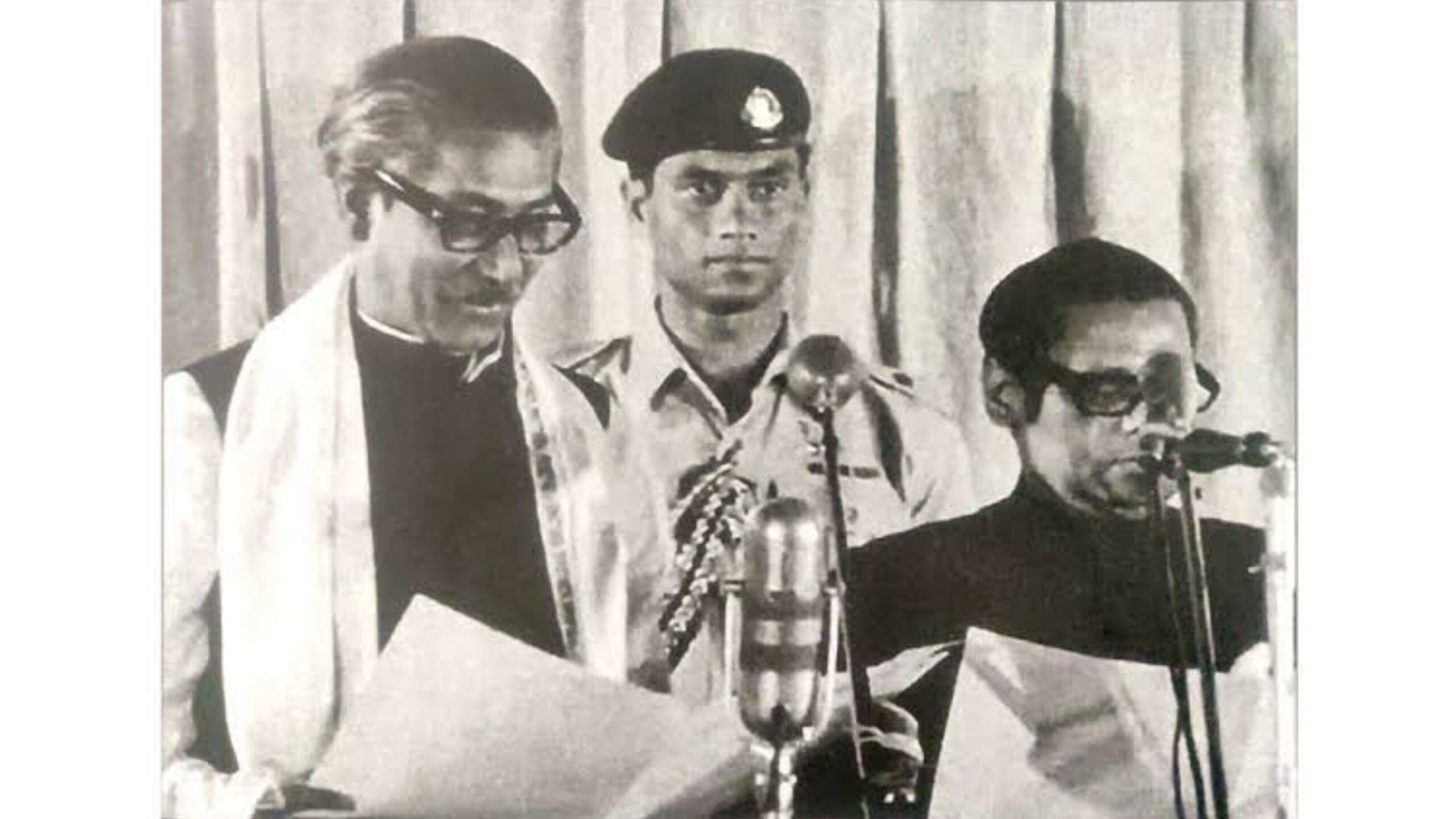 বঙ্গবন্ধু কি শপথ না নিয়েই ক্ষমতা নিয়েছিলেন?