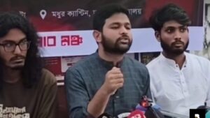 ‘ফিটনেস ধরে রাখতে বাচ্চাকে দুধ খাওয়ায় না মা!’-বিভ্রান্তিকর তথ্য দিয়ে ইনকিলাব মঞ্চের নারী বিদ্বেষী বার্তা